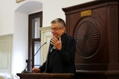 P1010558