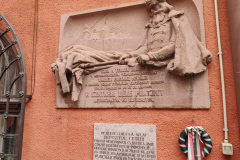 5a850447-3c0a-4019-9593-f634f22416c7-1