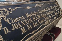 8b9dfcef-6de7-4de3-bf85-9bbcea667463